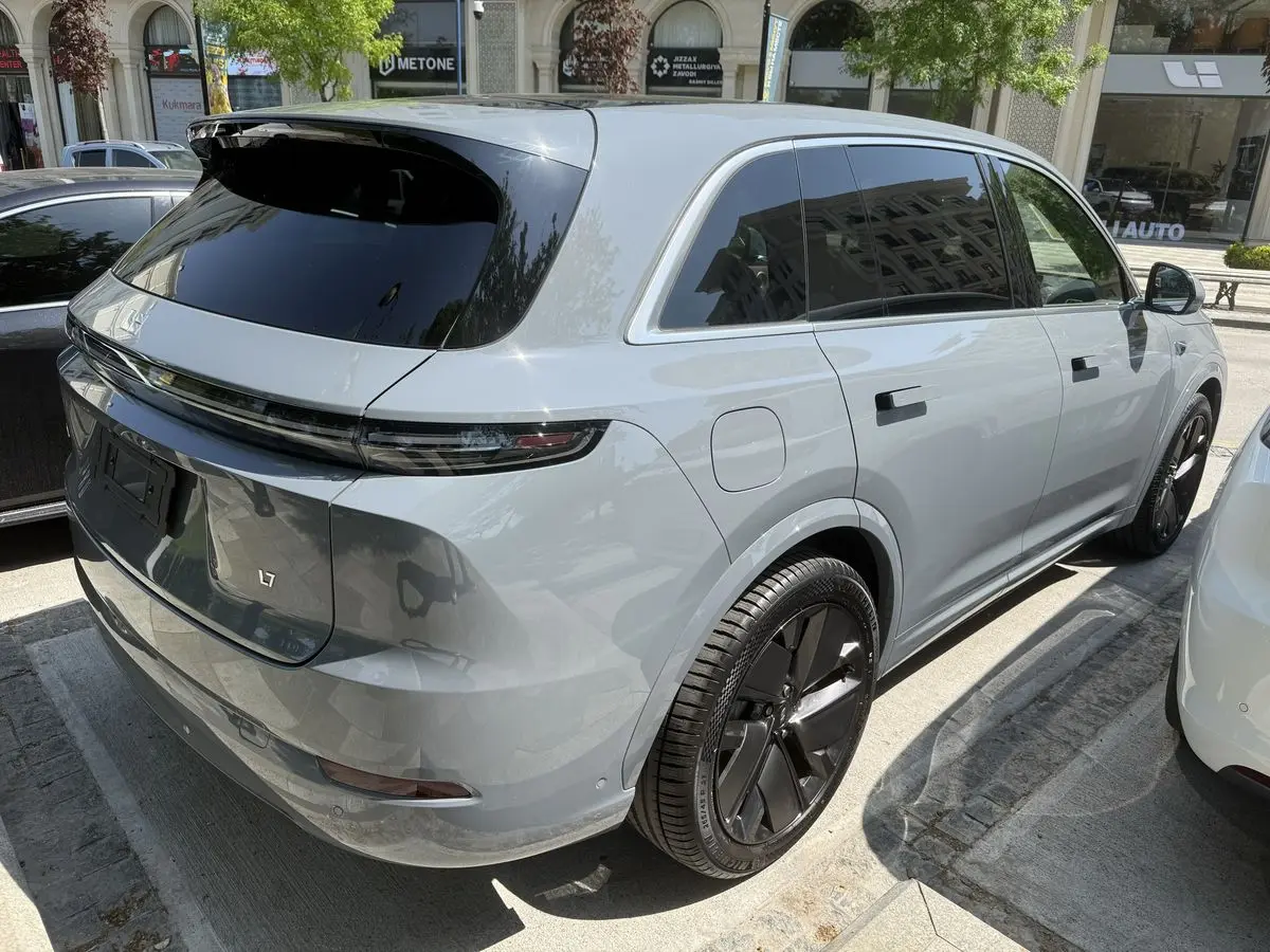 Li Xiang L7 ULTRA Абсолютно новая Машина на Гарантии