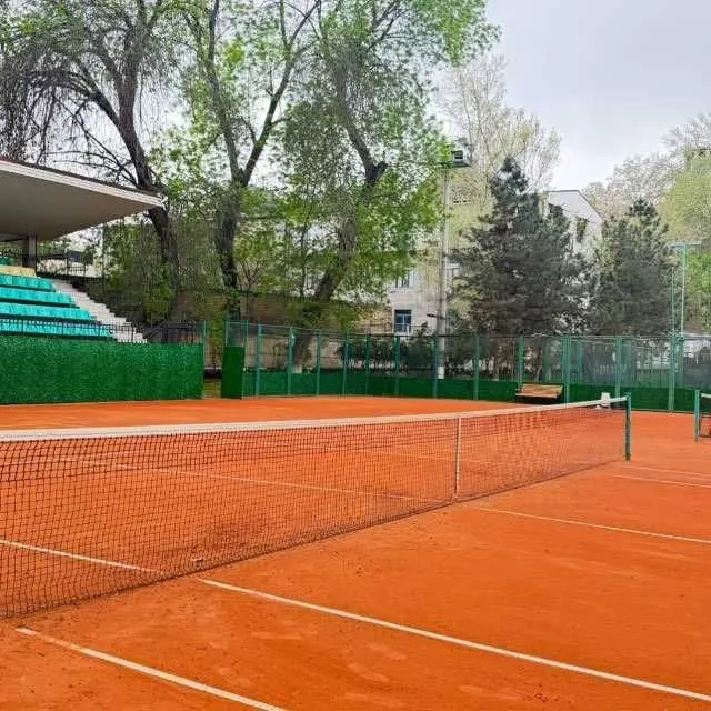 Tennis kort Mirzo Ulug'bek | tennis maydoni | soatlik ijara