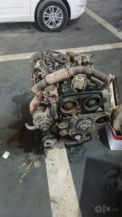 KIA Carnival 2.9 dizel motor gaz qilingan