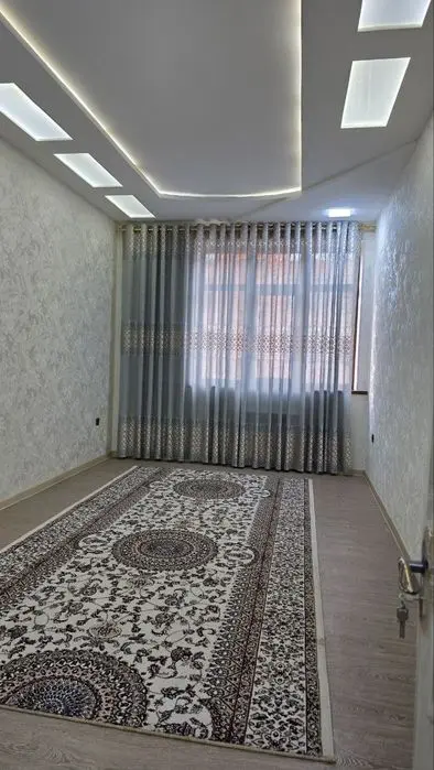 Сдаётся 3 комнатная квартира