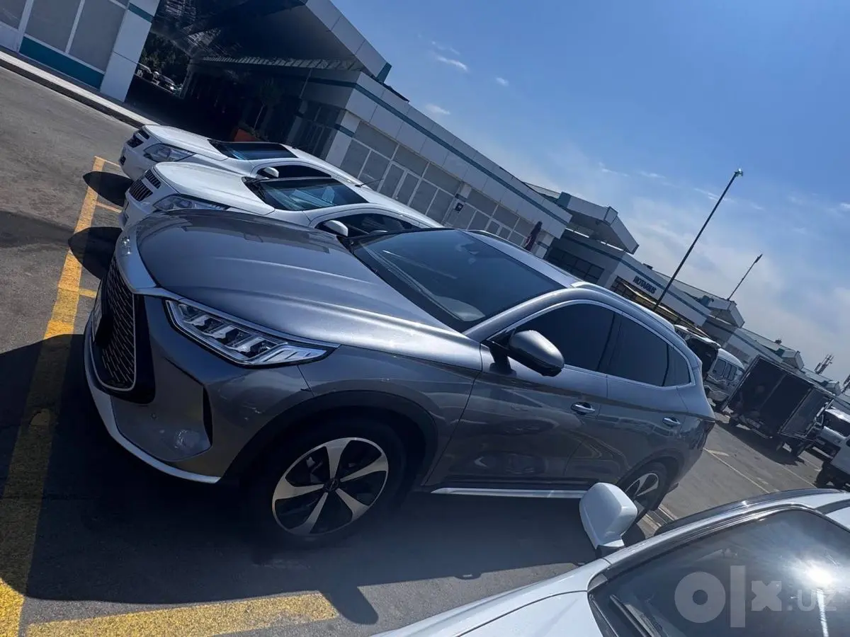 BYD SONG PLUS  1.400$ blan
