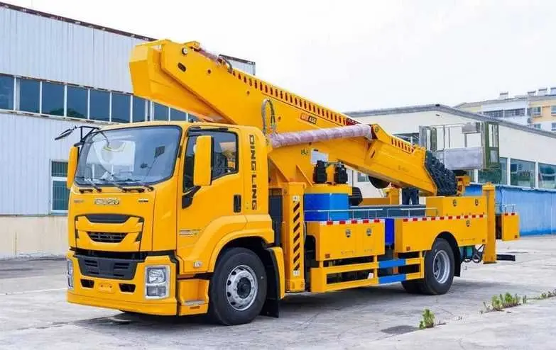 ISUZU 45м Автовышка Кредит Лизинг бор