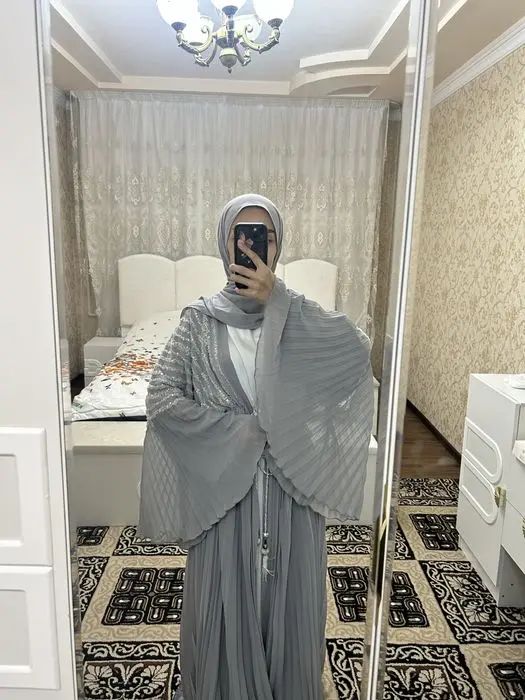 Abaya standart, dubai
