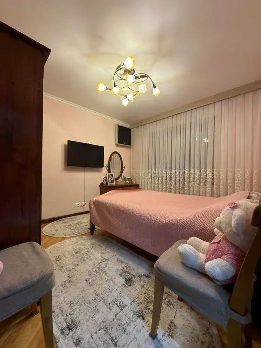 Продается Квартира на Госпитальном 77серия 3в4/3/4 ор: школа №328.