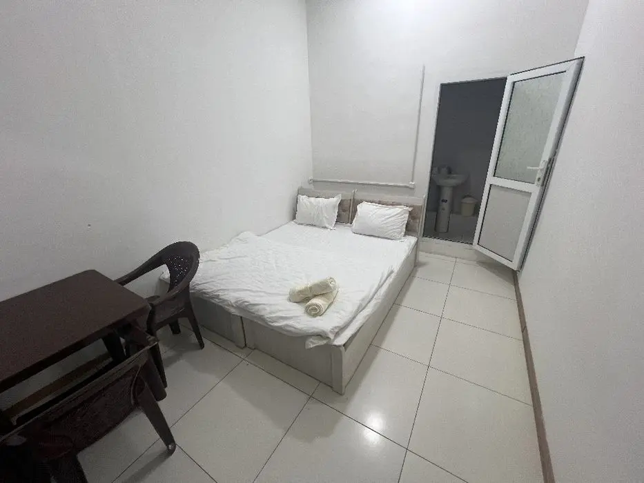 Mehmonxona Bez zaks METRO PUSHKIN Iso Hotel 24/7