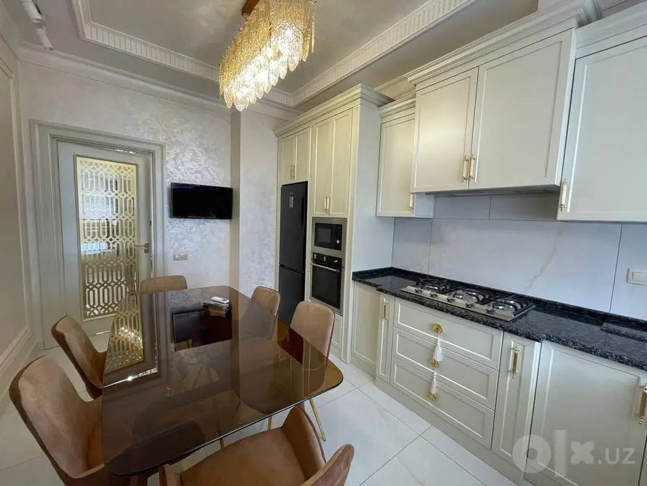 5-комнатная квартира 175 м², Яккасарайский район, 7-8 этаж