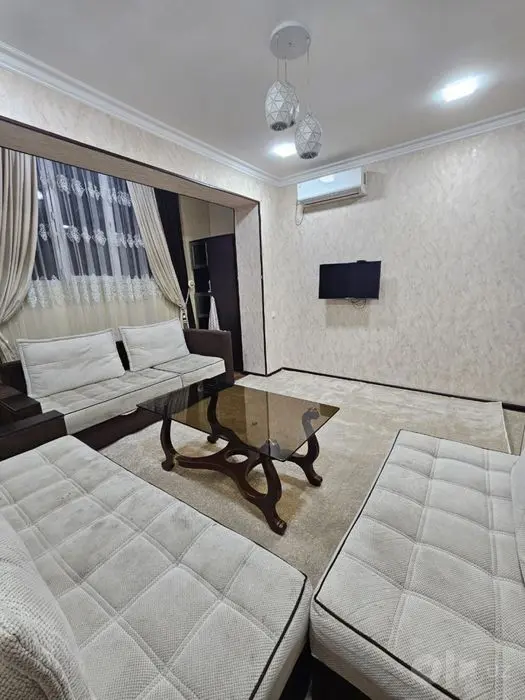 Кунлик уй / Суточно квартира Юнусабад 300/600 сумгача