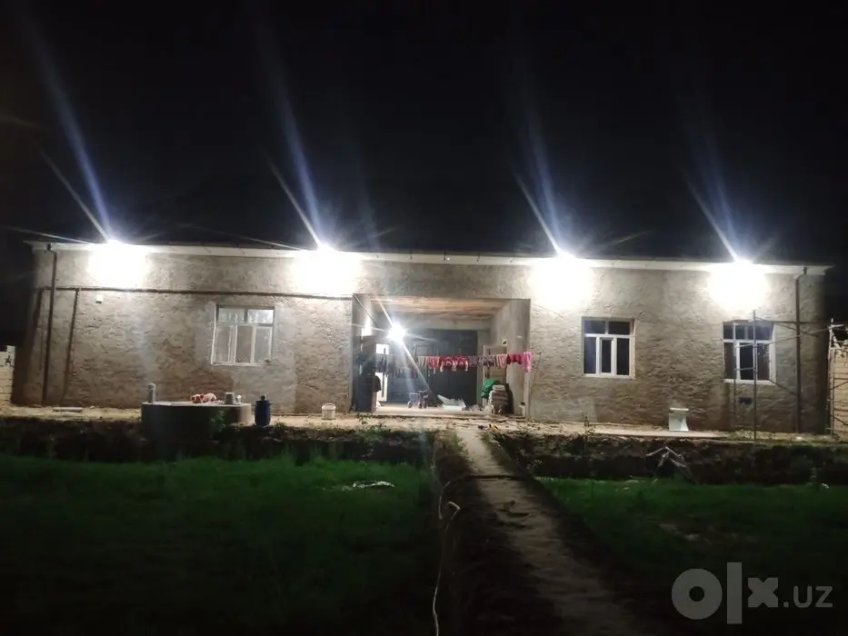 Карши ховли уй участка сотилади