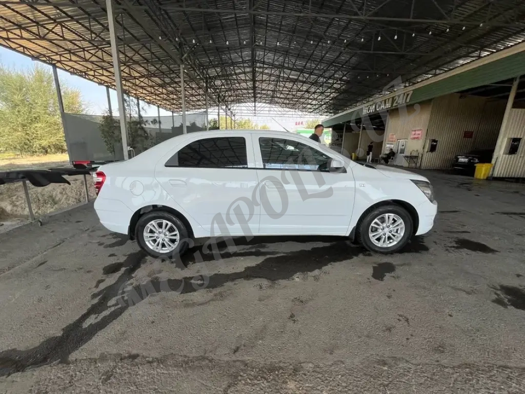 Cobalt 2022 automat 4 pozitsa