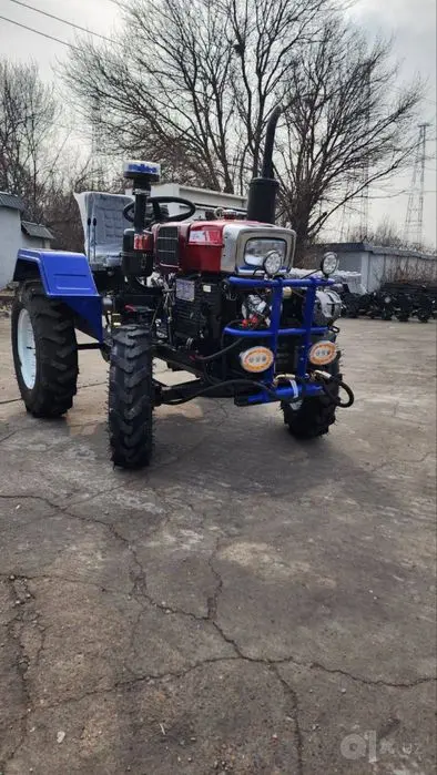 Mini traktor 24 ot kuchi Dizel Yangi