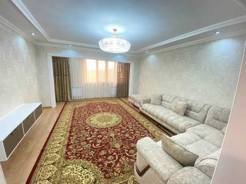 Сдам ул.Бабура, РУВД, 3-х комнатная квартира, с ремонтом