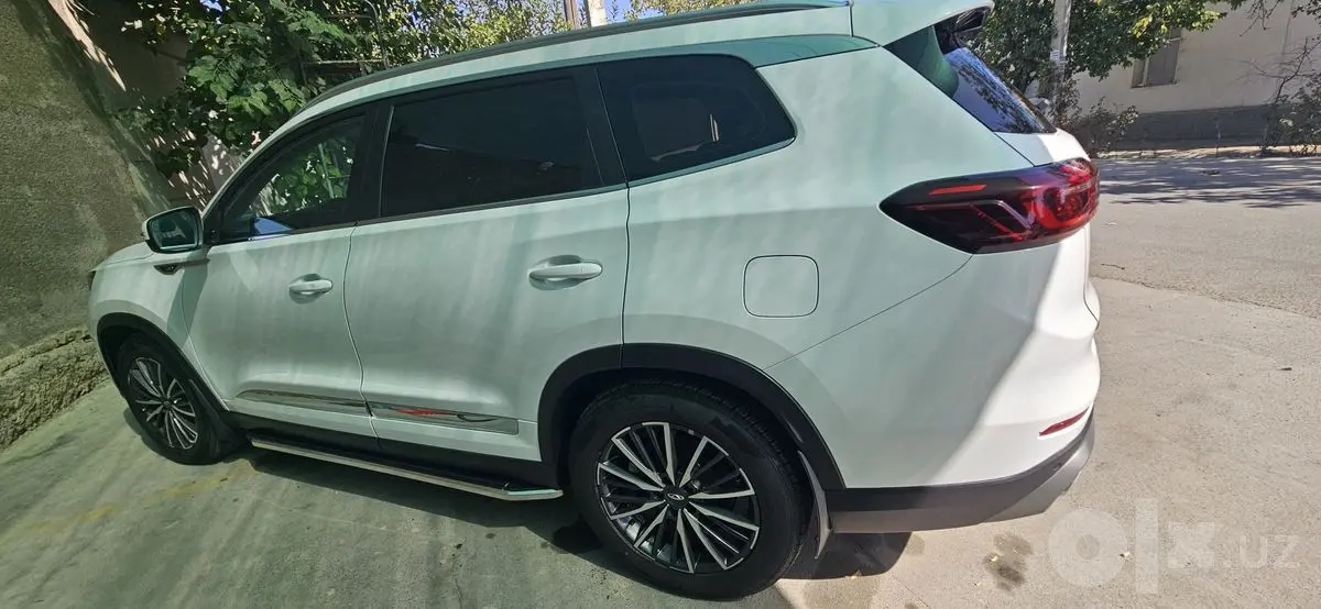 Chery 8 piro shoshilinch sotiladi