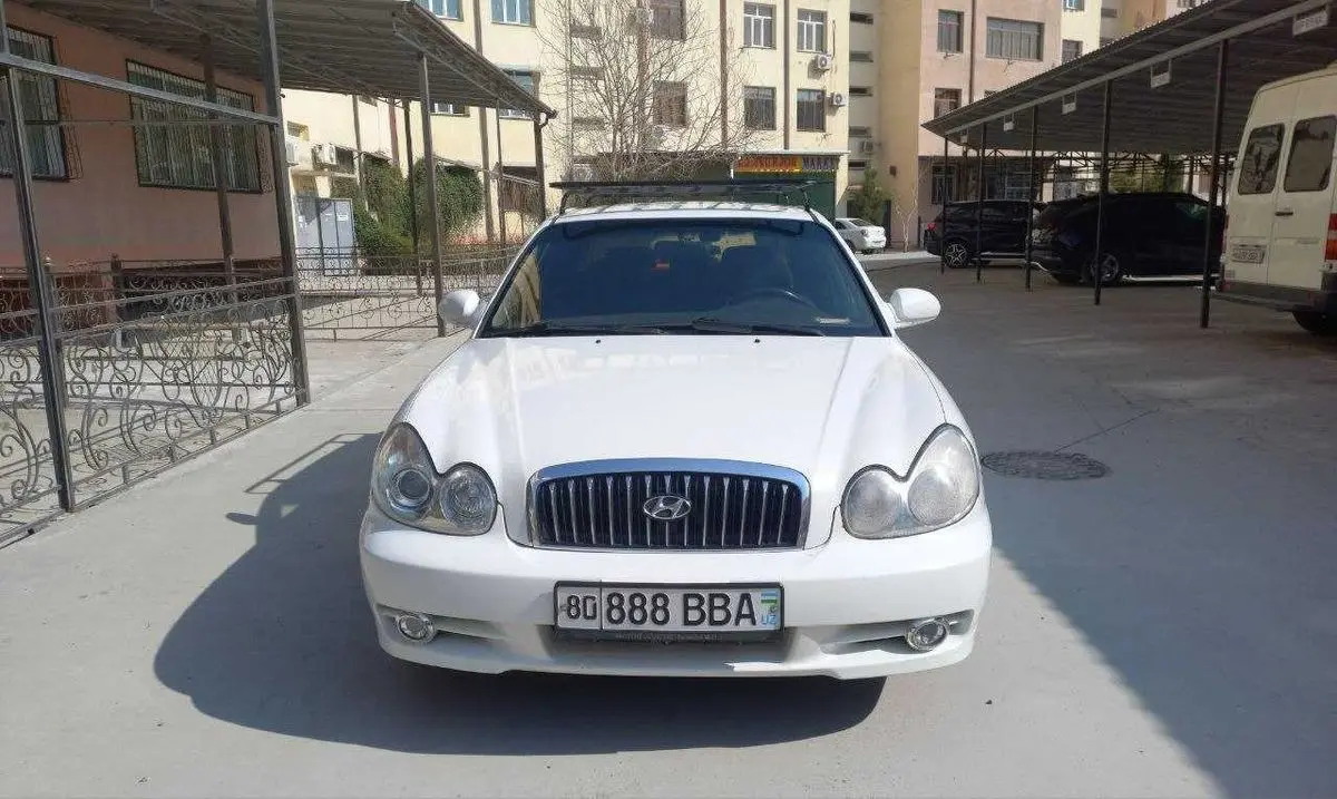 Автомобиль HYUNDAI SONATA ЕF 2001 - Зайчик