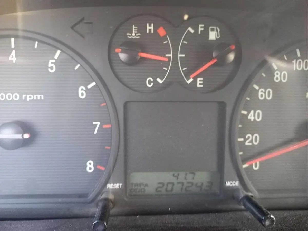 Автомобиль HYUNDAI SONATA ЕF 2001 - Зайчик