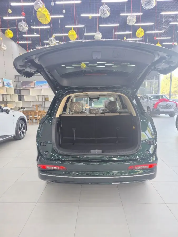 Dongfeng Landian E 5 plus 5 va 7 oʻrinli sotiladi