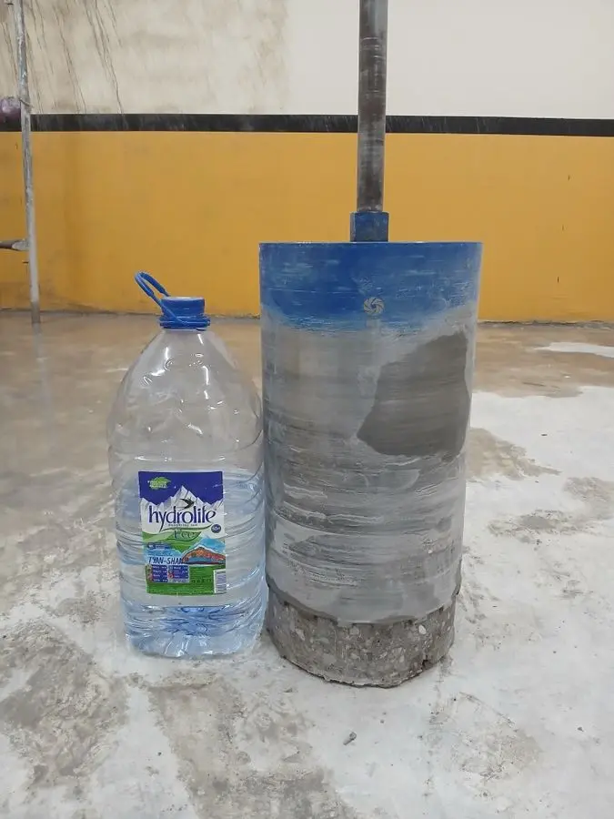 Beton devor teshish