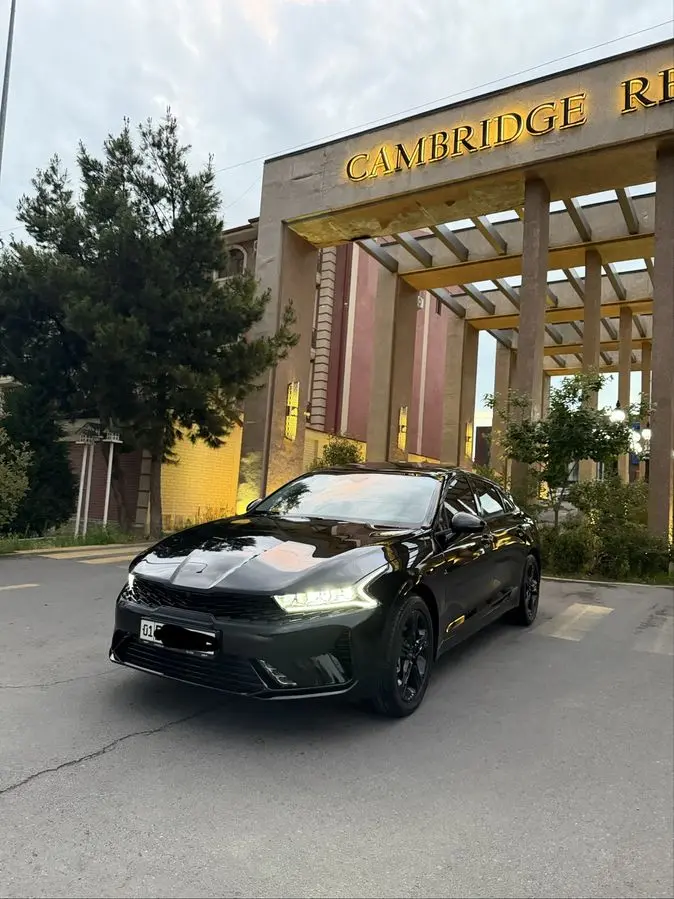 2025  Kia k-5 premier 2.0 turbo mator