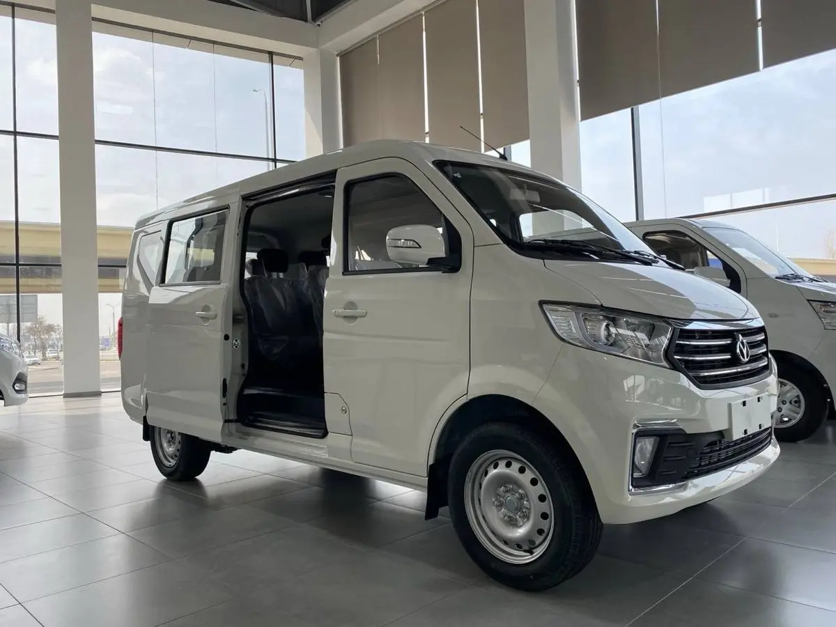 Changan KYC miniven 9 -мест