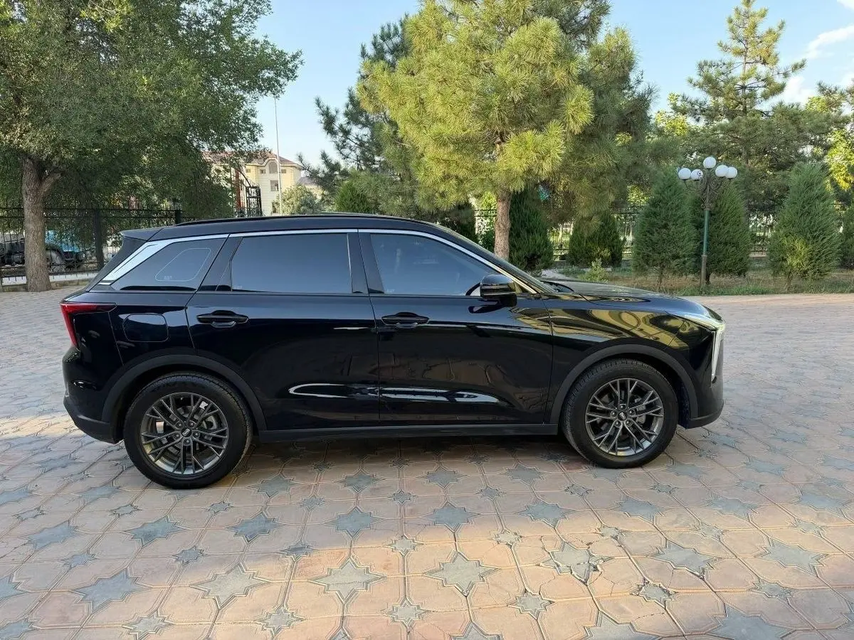 BESTUNE t55 2025! Holati zoʻr. Rasmiy salondan olingan