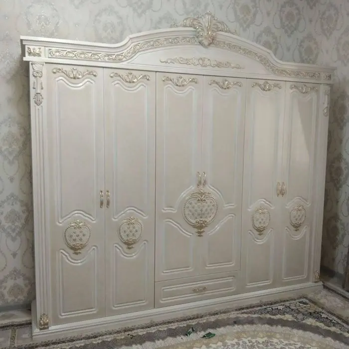 Спальний гарнитур