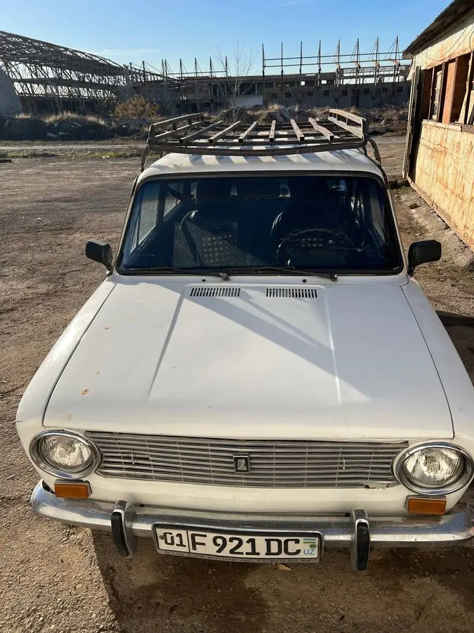 продается жигули 02