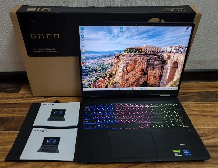 Hp Omen.RTX5060/Core ultra7 255H/24gb ddr5/1tb ssd/16