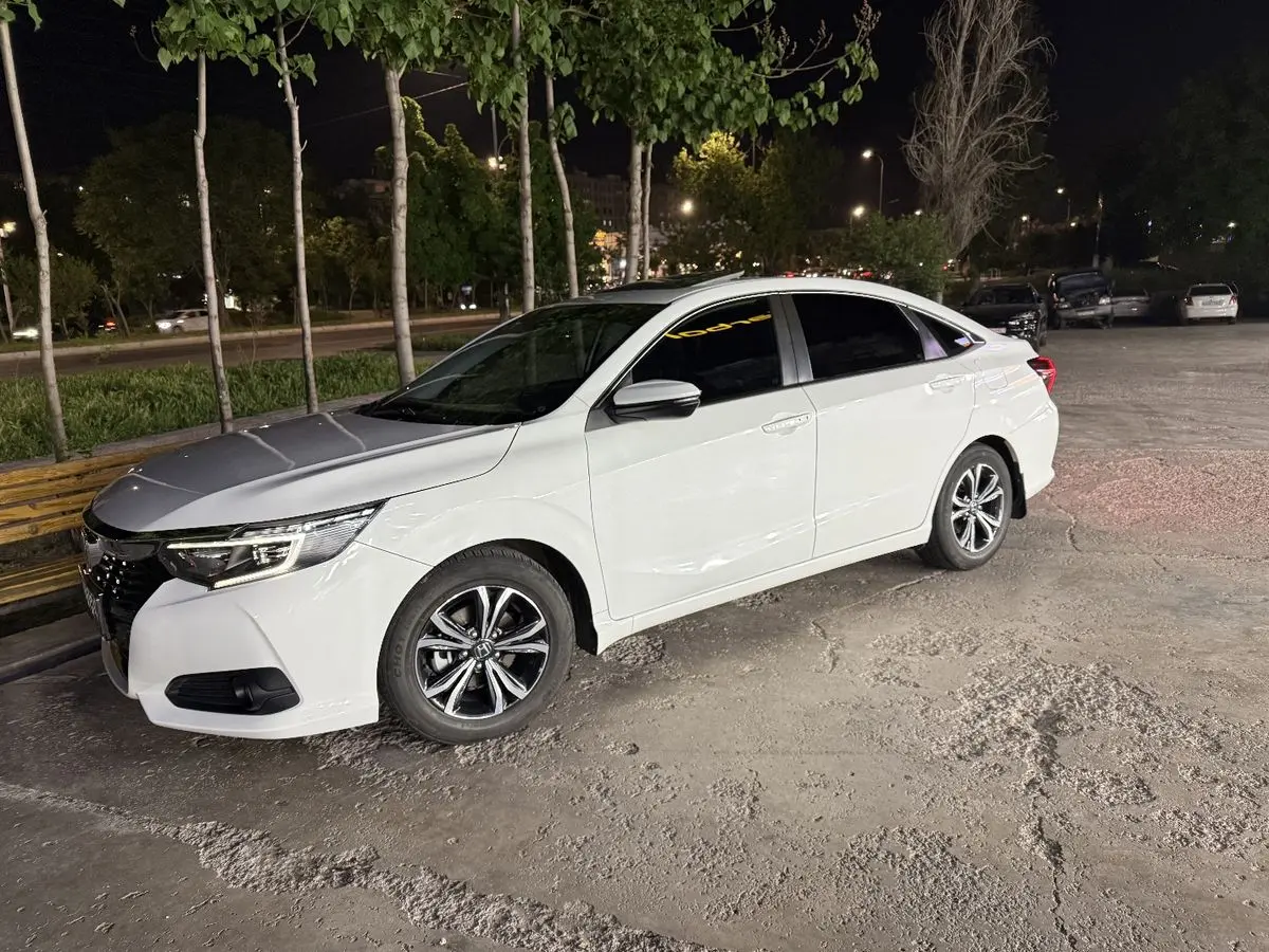 Honda crider 2023
