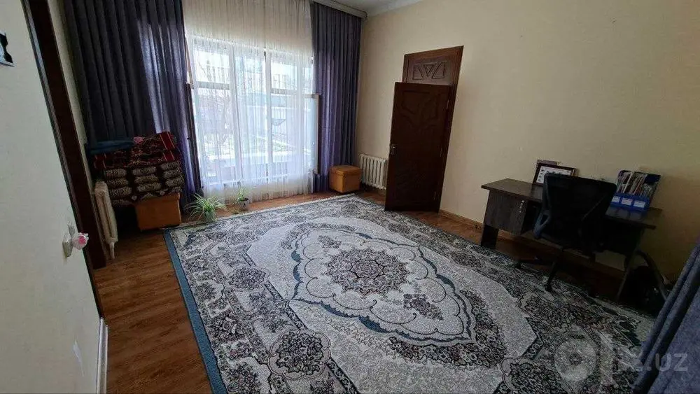SROCHNO!Hovli voenniy gorodokda orientir Gor otdel.masjid yaqin.