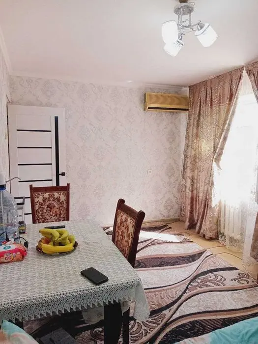 Своя квартира 2х3 комнатная, кирпич 2х6 балкон, уютная, зайди и живи