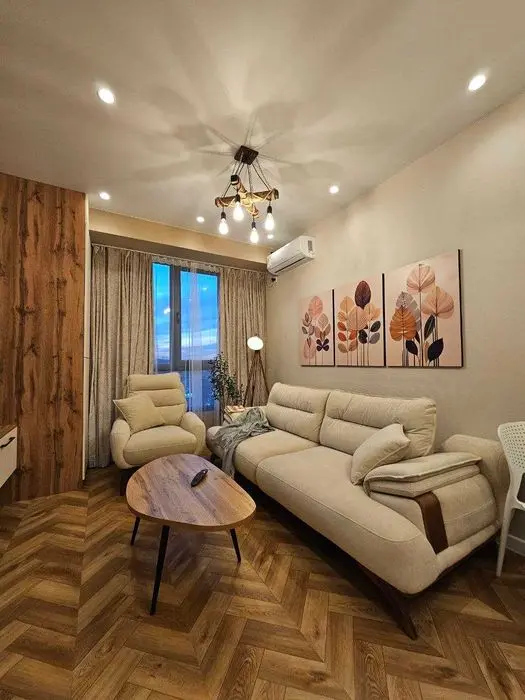 8 Продам квартиру в ентре Ташкента, 2х комн с новым ремонтом