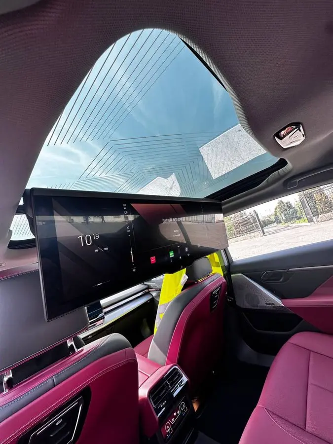BMW i5 40L 2025 yil M-Sport