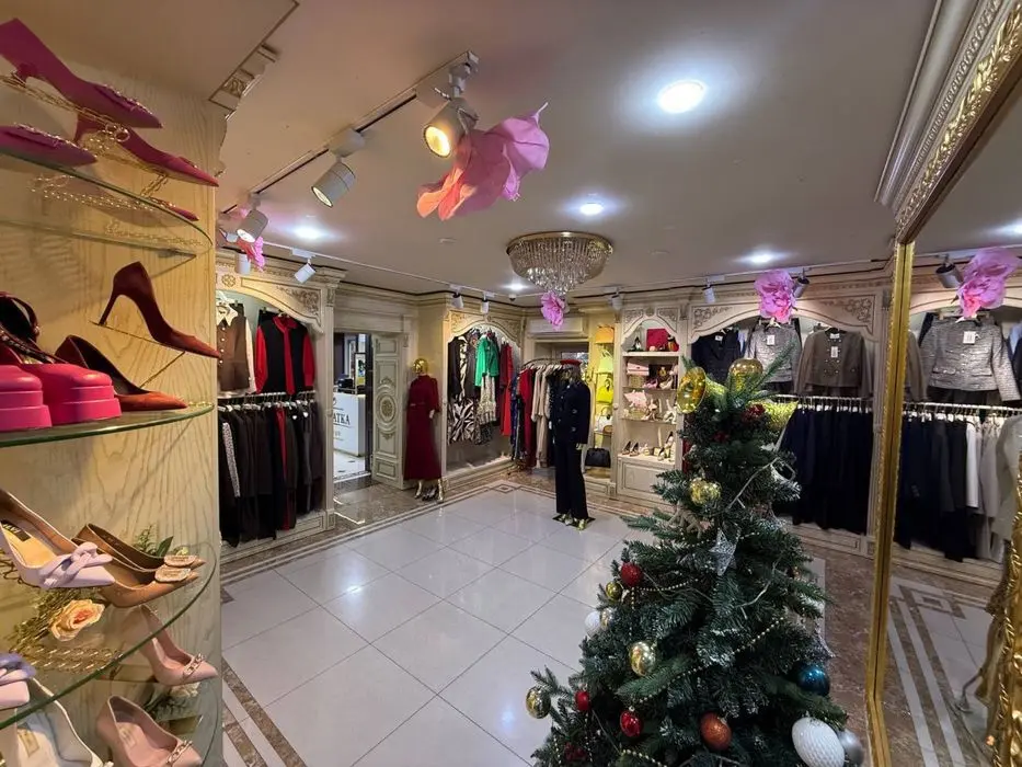 95м²| Ойбек метро|1 линия|Angels food|Бутик|Шоурум|Boutique|For RENT