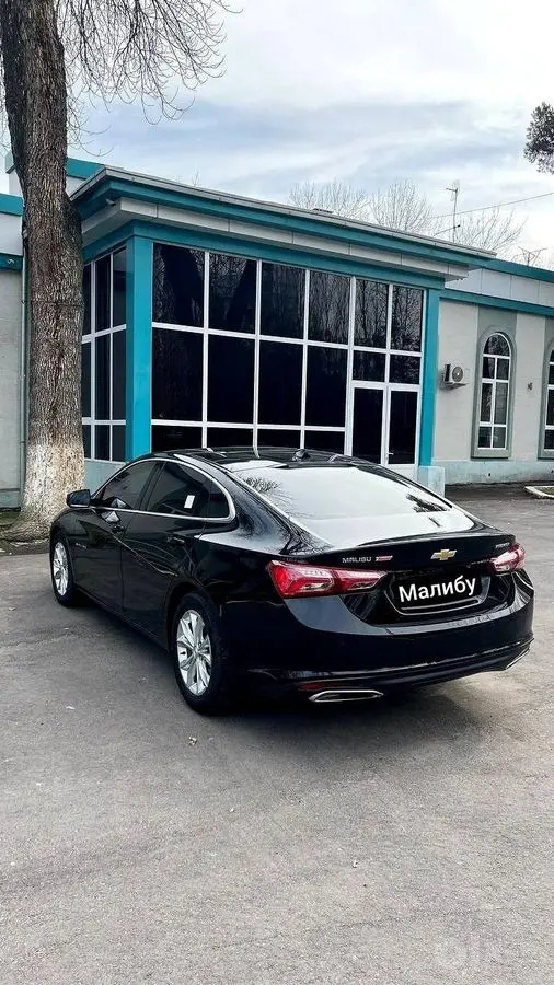 Malibu 2. Premier 2022 yil. Srochno Sotiladi. Benzin. Kraska Bor.