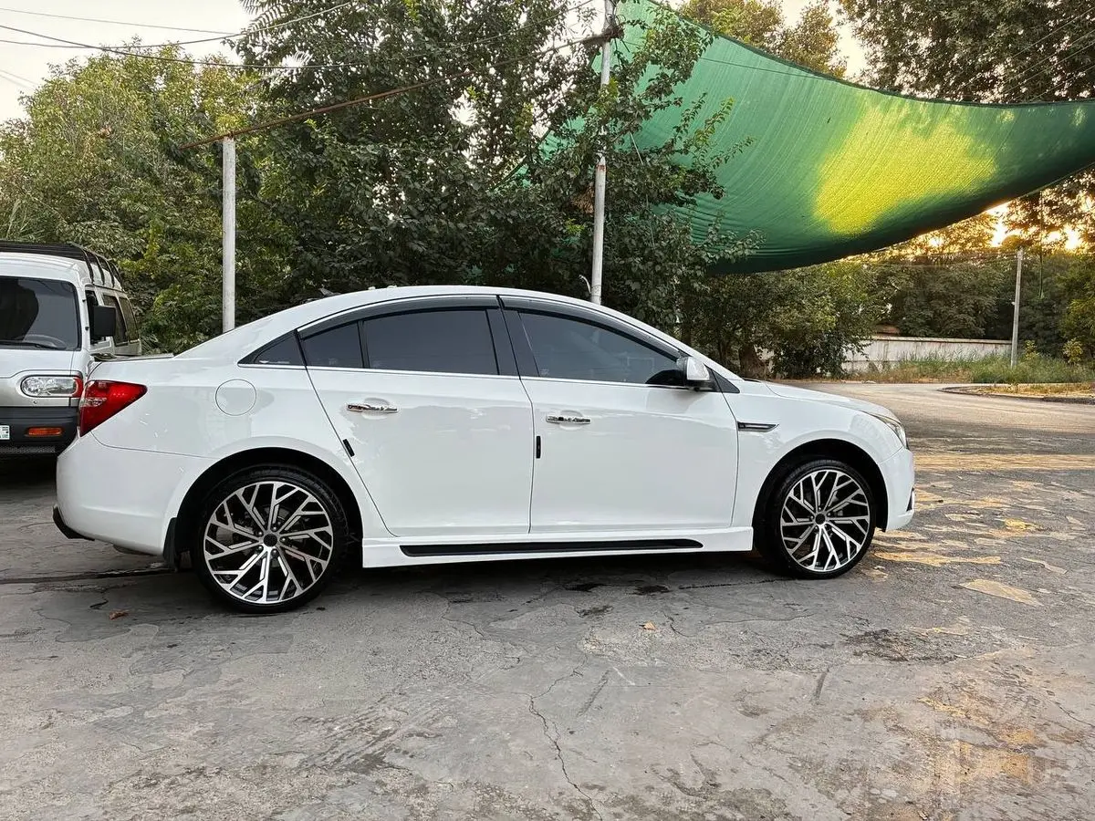 Cruze USA 1.8 Идеал Ягона