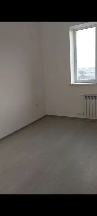 Beskent  „Avroradan”  Yangi 3 xonali kvartira ijaraga beriladi.