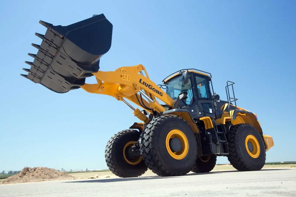 Karer yuklagichi LiuGong 856H — 5 t, 3,3 m³, 207 ot kuchi
