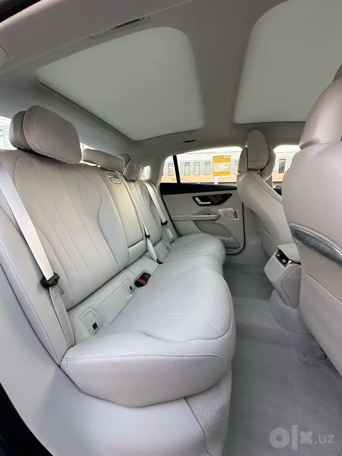 Mersedes Benz EQE 500 4Matic 2025 Седан