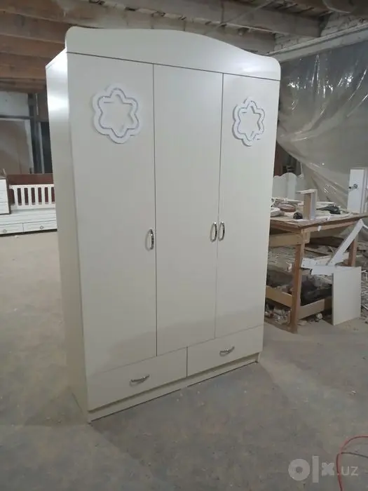 Kravat detskiy shkafla sehdan primoy