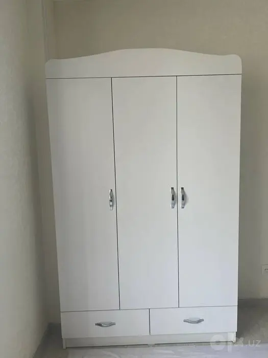 Kravat detskiy shkafla sehdan primoy