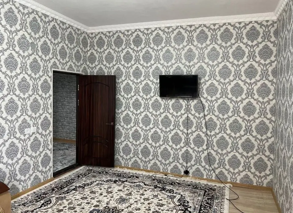 Продаётся 3-комнатная квартира в Янгиюле, Гульбахор (Новостройка)