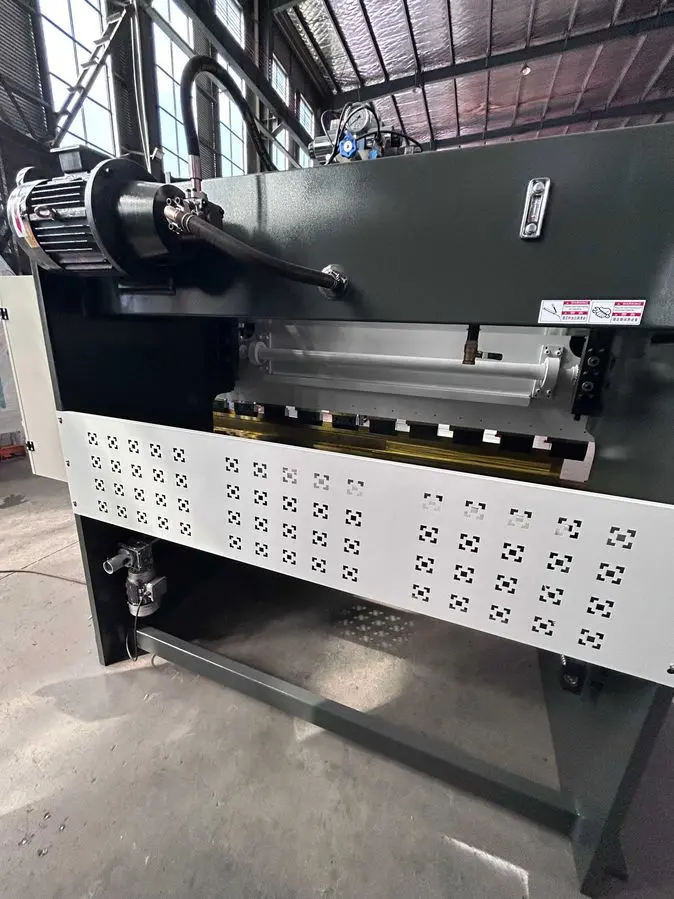 Листогиб 100Tх3200 (новая) / Listagib stanok 100Tх3200