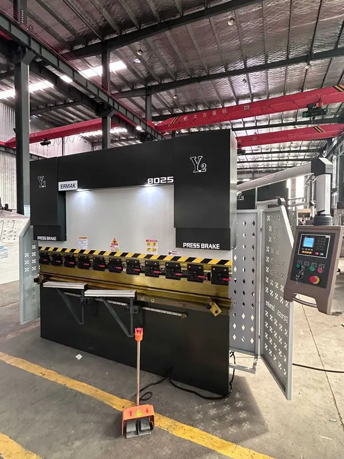 Листогиб 100Tх3200 (новая) / Listagib stanok 100Tх3200