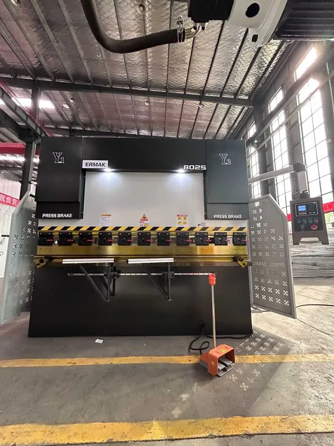 Листогиб 100Tх3200 (новая) / Listagib stanok 100Tх3200
