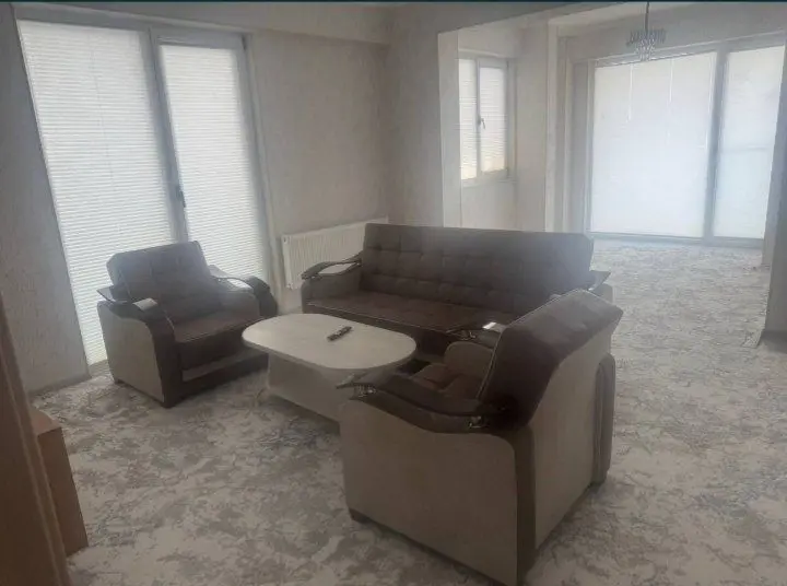 Продаётся 3/8/14 квартира, улица Бабура, Яккасарайский район