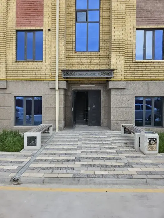 Karmana citidan kvartira sotiladi