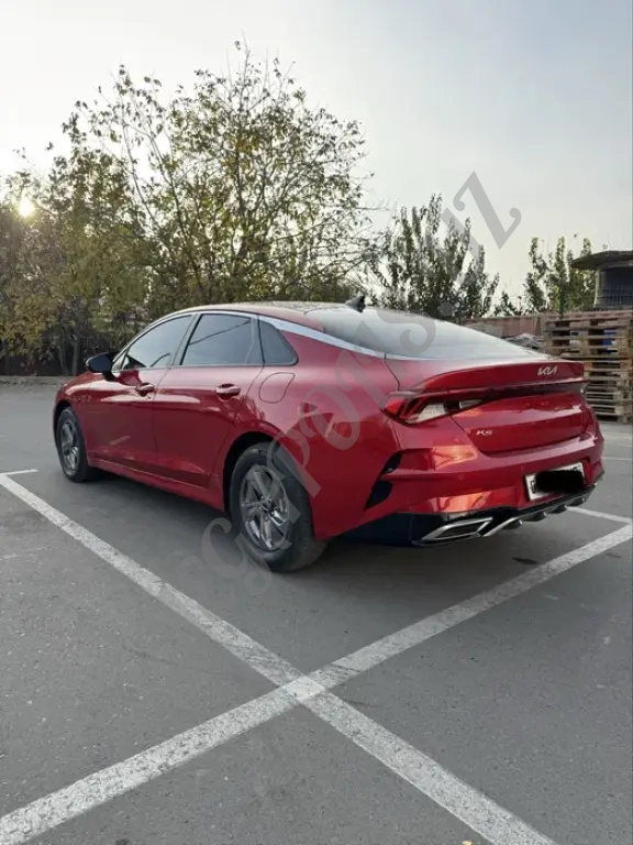 KIA K5 sotiladi 2022