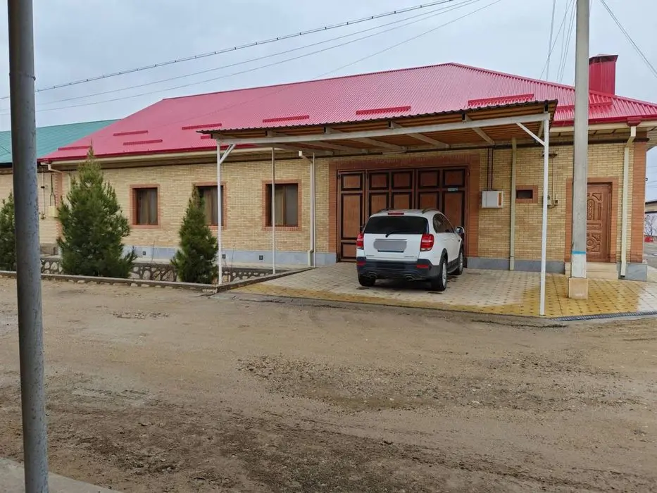 Uy sotiladi, yangi remont
