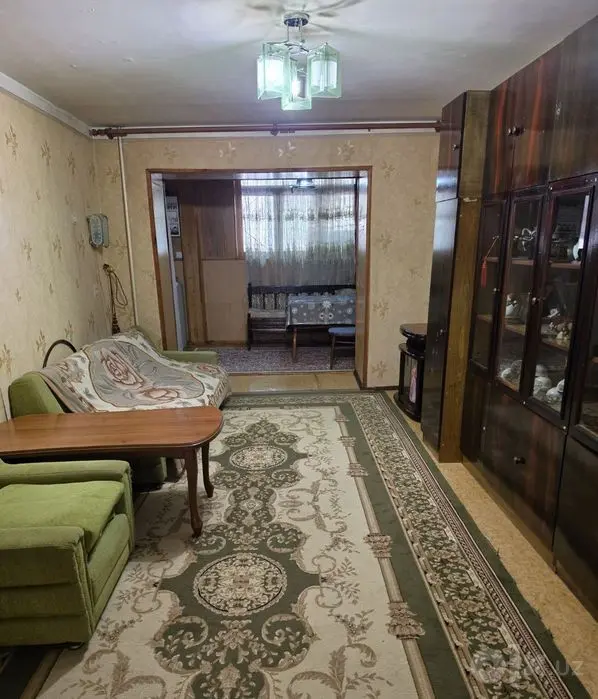 Чиланзар 9 квартал 2в3/1/4 Балкон 2×6 ор-р РОВД