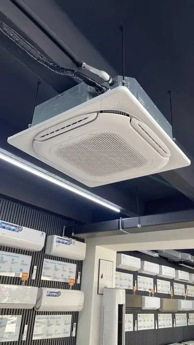 Однофазный Кассетный кондиционер Midea Kita 36 000 Btu /Inverter/220v