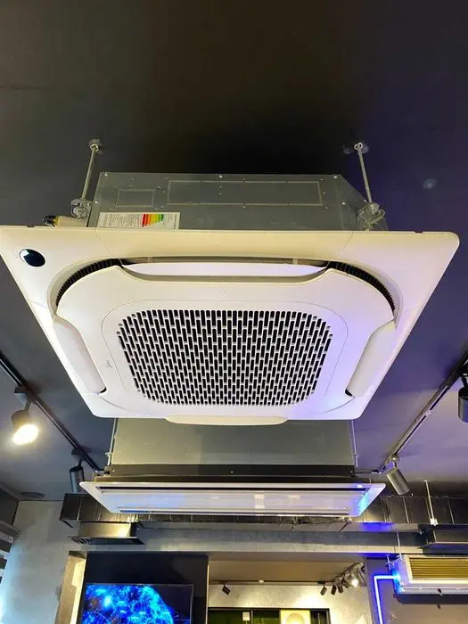 Однофазный Кассетный кондиционер Midea Kita 36 000 Btu /Inverter/220v